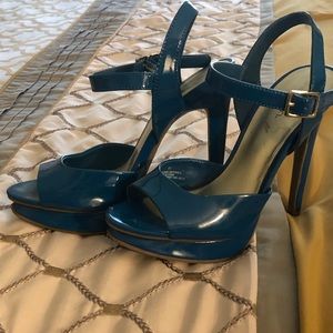 woman’s high heel shoe